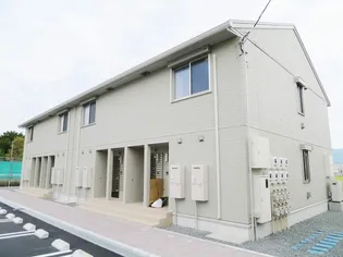 レ セーナ B【1階】の外観