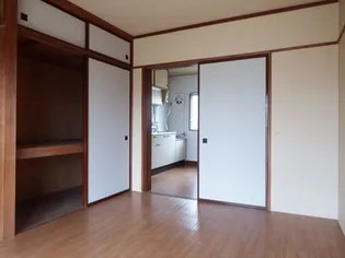 レジデンス山下【303号号室】の内装