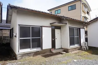 山梨県甲斐市万才【一戸建】の外観