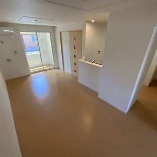 メゾン ソレイユ【1階】の居間