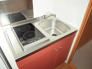 レオパレスハイランドコート【104号室】のキッチン