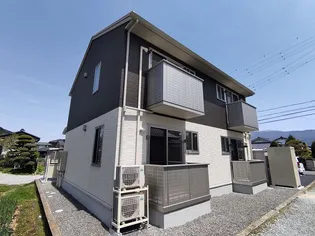 BLESTON COURT【1階】の外観