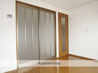 シャンテ篠原A棟【2階】の内装