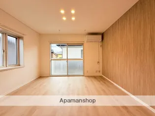 オリンピア川中島【2階】の居間