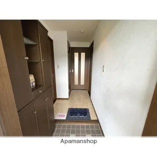 アメニティパークC【3階】の玄関