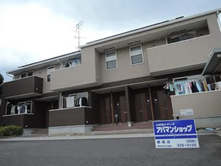 レイール Ⅱ棟【1階】の外観