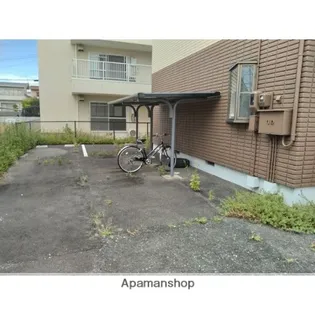 セラミックハウスBEE【1階】の外観