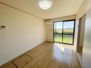 ARCADIA MAKI B【106号室】の居間