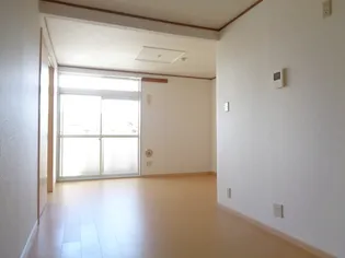 カーム・A【1階】の居間