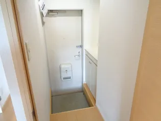 カーム・A【1階】の玄関