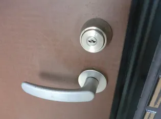 CASA VERDE朝日【202号室号室】の玄関