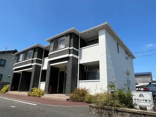 グランツ本今【2階】の外観