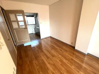 サンガーデンセレス【301号室】の居間