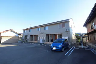 ノーブル ネサンス【2階】の外観