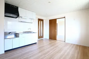 コアロードⅡ【1階】の居間