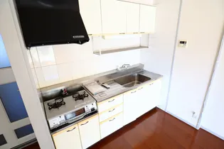 アン・ジュール【2階】のキッチン