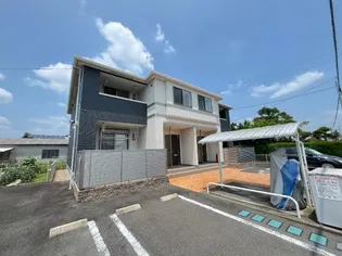 ラピス【1階】の外観