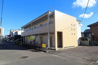 ソフィア信長【2階】の外観