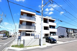 DーROOM茜部中島 A棟【1階】の外観