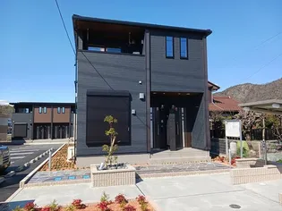 プラシードカーサA【1階】の外観