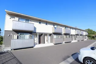 STAY GOLD【2階】の外観