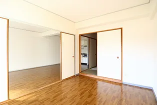 アン・ジュール【1階】の内装