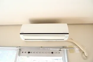 アン・ジュール【1階】の内装