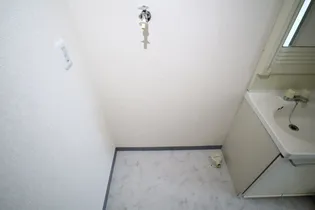 アン・ジュール【1階】の内装