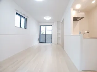 リファインⅤ【1階】の居間