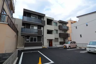 DーROOM梅河町【3階】の外観