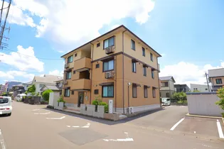 フォルトゥーナII【1階】の外観