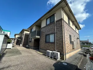 リビングタウン下奈良 A【1階】の外観