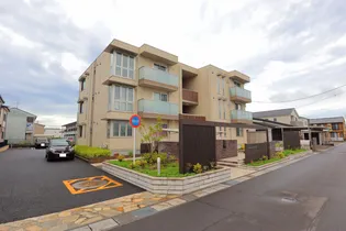 GRAND C’EST LA VIE(グランセラヴィ)【3階】の外観