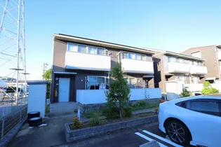 岐阜県各務原市蘇原新栄町1丁目【テラスハウス】の外観