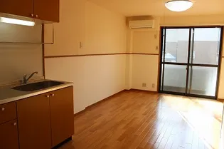 ロコハウスA【1階】の居間