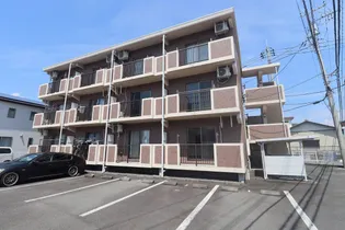 エステートワン【2階】の外観