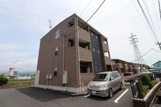 セル・リヴィエールA【2階】の外観