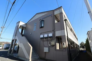 ルビコン【1階】の外観