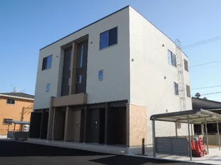 サザン レジデンスⅢ【1階】の外観