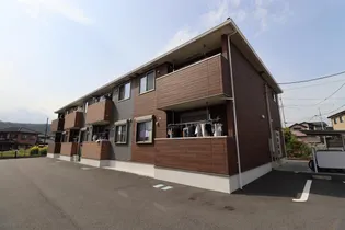 アール アンド エム【1階】の外観