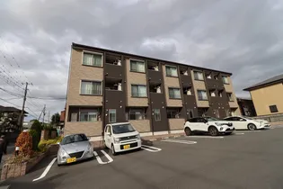 メゾン・ド・ロワイヤル フジ【3階】の外観