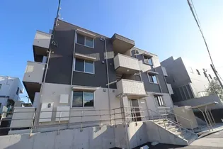 ファルトゥーナ Bの画像