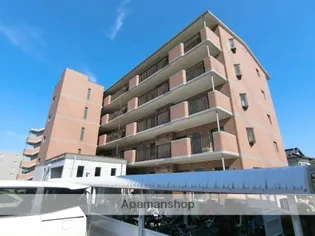 メゾン・ドゥ・マレーラ【1階】の外観