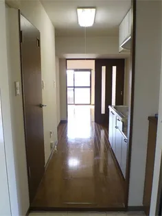 マ メゾンM【102号室】の玄関