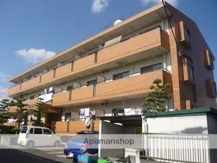 シャトー望月C棟【1階】の外観