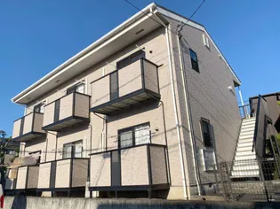 エヴァーグリーン【2階】の外観