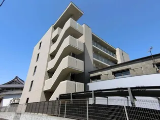 リュアラ モード【3階】の外観