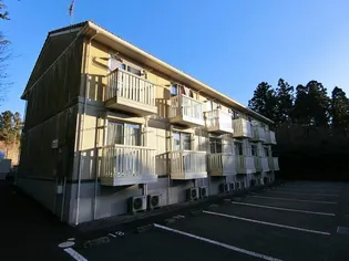 レーベン御殿場ヒルズ 参番館【2階】の外観