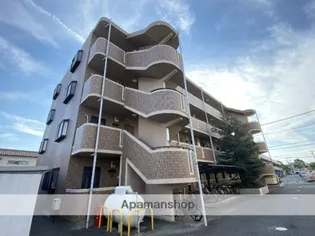 グランマーヴェラス【3階】の外観