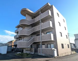 ソレアードK【4階】の外観